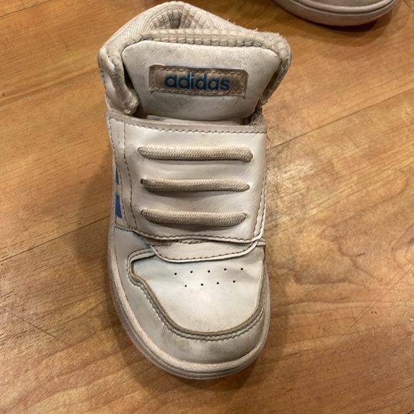 Adidas toddler shoes - Picture 2 of 5